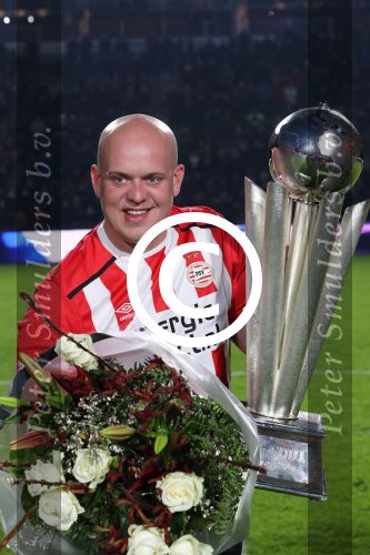 Eindhoven, 22 Januari 2017 Kompetitiewedstrijd PSV-SC Heerenveen, 
eindstand 4-3
Huldiging Micahel v Gerwen