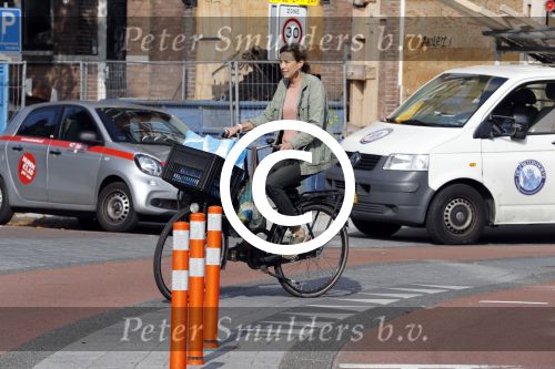 Amsterdam 27 september 2017     
Prinses Marilene v Vollenhoven op de fiets in Amsterdam zuid