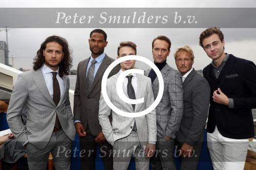 Amsterdam 28 september 2017
Castpresentaie van de Spa ( net 5 serie). De cast bestaat uit Annette Barlo Mattijn Hartemink Eva Marie v d Waal Rein v DuivenbodenDavy Eduard King Juvat Westendorp Beau Schneider Lara Leijs Nzinga Sordam en Eva Bartels.