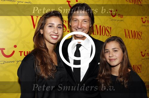 Amsterdam 1 oktober 2017
Premiere Vamos in het nieuwe de la mar theater. Rick Engelkes met ouders en dochters