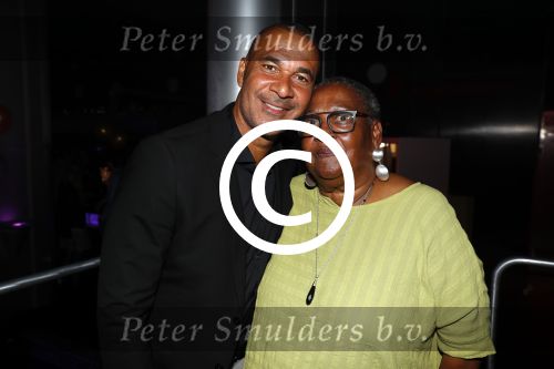 Zaandan 22 september 2017
Karin de Rooij 9 vriendin Ruud Gullit) viert haar 50e verjaardag. Ruud Gullit met moeder en tante