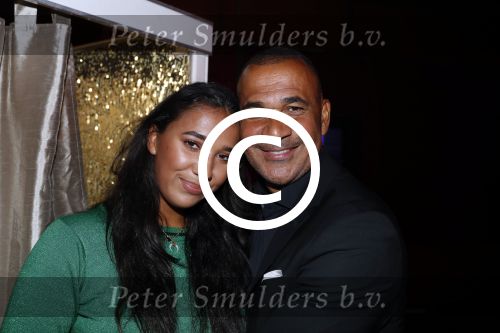 Zaandan 22 september 2017
Karin de Rooij 9 vriendin Ruud Gullit) viert haar 50e verjaardag. Ruud met zijn dochters Felicity en Joelle