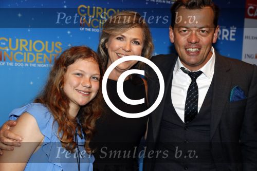 Amsterdam 21 september 2017
The Curious Incident of the Dog in the Night premiere in Carre. Simon Stephens met directrice Carre