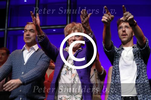 Amsterdam 24 september 2017 
Premiere Annie MG Schmidt met Simone Kleinsma William Spaaij Marjolein Touw Wim v d Driessche en Jeske v d Staak in het de la mar theater.