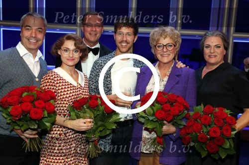 Amsterdam 24 september 2017 
Premiere Annie MG Schmidt met Simone Kleinsma William Spaaij Marjolein Touw Wim v d Driessche en Jeske v d Staak in het de la mar theater.