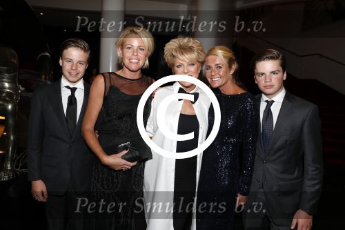 Amsterdam 24 september 2017 
Premiere Annie MG Schmidt met Simone Kleinsma William Spaaij Marjolein Touw Wim v d Driessche en Jeske v d Staak in het de la mar theater. Celeste Verstraete met zoon en  haar zus