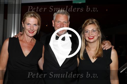 Amsterdam 24 september 2017
Premiere Annie MG Schmidt was getekend in het nieuwe de la mar. Sybrand Niessen met vrouw en dochter