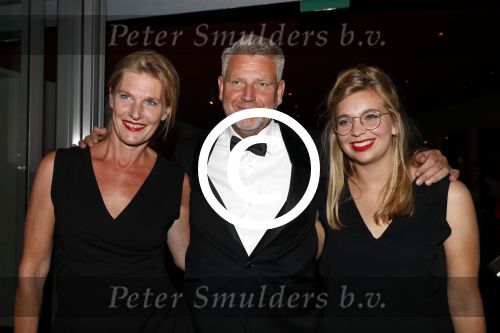 Amsterdam 24 september 2017
Premiere Annie MG Schmidt was getekend in het nieuwe de la mar. Sybrand Niessen met vrouw en dochter