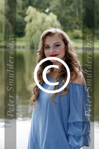 Amsterdam 6 september 2017
Perspresentatie van de musical On Your Feet bij strand Zuid. De cast met oa Ellen Evers, Jim Bakkum, Vajen v d Bosch, Albert Verlinde Nurlaila Kareem en  Tommie Christiaan