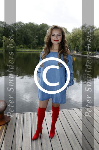 Amsterdam 6 september 2017
Perspresentatie van de musical On Your Feet bij strand Zuid. De cast met oa Ellen Evers, Jim Bakkum, Vajen v d Bosch, Albert Verlinde Nurlaila Kareem en  Tommie Christiaan