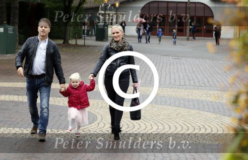 Kaatsheuvel 30 september 2017
Premiere musical in de efteling geschreven door Paul v Loon en Prinses Laurentien. Rein Kolpa en Wieneke Remmers met kinderen
