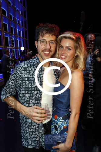 Amsterdam 24 september 2017 
Premiere Annie MG Schmidt met Simone Kleinsma William Spaaij Marjolein Touw Wim v d Driessche en Jeske v d Staak in het de la mar theater. William met vriendin