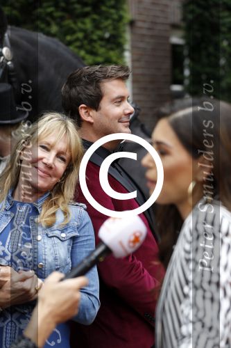 Amsterdam 25 september 2017 
Holly Mae Brood, Martijn Fischer, Yolanthe Sneijder-Cabau, Buddy Vedder, Danny de Munk, Glennis Grace en Carlo Boszhard tijdens de castpresentatie van de Christmas Show 2017 in hotel The Grand. Ruben Nicolai presenteert het. Xenia Kasper