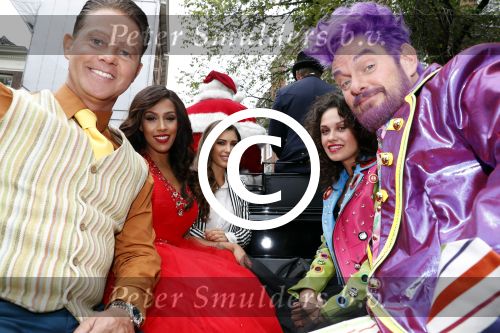 Amsterdam 25 september 2017 
Holly Mae Brood, Martijn Fischer, Yolanthe Sneijder-Cabau, Buddy Vedder, Danny de Munk, Glennis Grace en Carlo Boszhard tijdens de castpresentatie van de Christmas Show 2017 in hotel The Grand. Ruben Nicolai presenteert het.