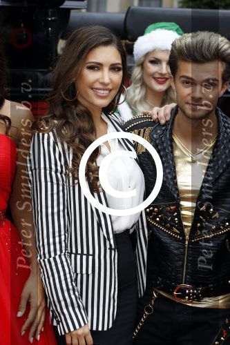Amsterdam 25 september 2017 
Holly Mae Brood, Martijn Fischer, Yolanthe Sneijder-Cabau, Buddy Vedder, Danny de Munk, Glennis Grace en Carlo Boszhard tijdens de castpresentatie van de Christmas Show 2017 in hotel The Grand. Ruben Nicolai presenteert het.