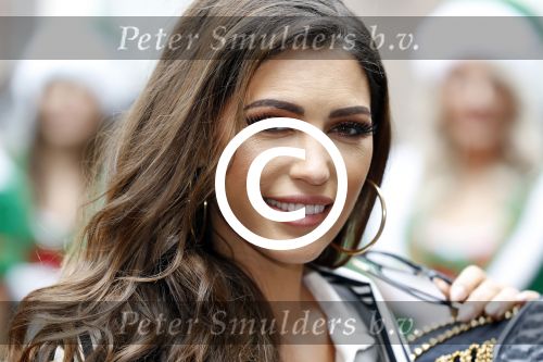 Amsterdam 25 september 2017 
Holly Mae Brood, Martijn Fischer, Yolanthe Sneijder-Cabau, Buddy Vedder, Danny de Munk, Glennis Grace en Carlo Boszhard tijdens de castpresentatie van de Christmas Show 2017 in hotel The Grand. Ruben Nicolai presenteert het.