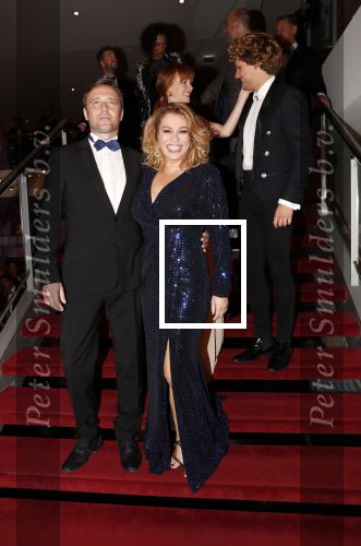 Utrecht 23 september 2018
Premiere Mamma Mia in beatrixtheater. Hoofdrollen zijn er voor Antje Monteiro Jolijn Henneman Sophia Wezer Hilke Bierman Dieter Troubleyn Emiel de Jong en Soy Kroon.