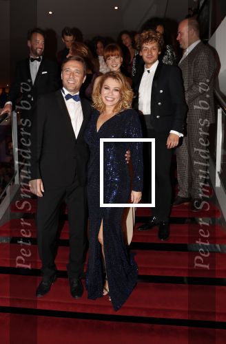 Utrecht 23 september 2018
Premiere Mamma Mia in beatrixtheater. Hoofdrollen zijn er voor Antje Monteiro Jolijn Henneman Sophia Wezer Hilke Bierman Dieter Troubleyn Emiel de Jong en Soy Kroon.