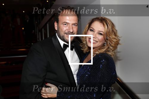 Utrecht 23 september 2018
Premiere Mamma Mia in beatrixtheater. Hoofdrollen zijn er voor Antje Monteiro Jolijn Henneman Sophia Wezer Hilke Bierman Dieter Troubleyn Emiel de Jong en Soy Kroon. Antje met vriend Dennis