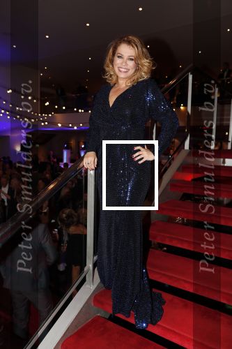 Utrecht 23 september 2018
Premiere Mamma Mia in beatrixtheater. Hoofdrollen zijn er voor Antje Monteiro Jolijn Henneman Sophia Wezer Hilke Bierman Dieter Troubleyn Emiel de Jong en Soy Kroon.