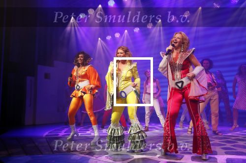 Utrecht 23 september 2018
Premiere Mamma Mia in beatrixtheater. Hoofdrollen zijn er voor Antje Monteiro Jolijn Henneman Sophia Wezer Hilke Bierman Dieter Troubleyn Emiel de Jong en Soy Kroon.