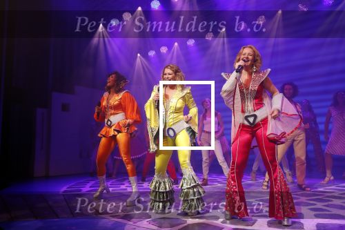 Utrecht 23 september 2018
Premiere Mamma Mia in beatrixtheater. Hoofdrollen zijn er voor Antje Monteiro Jolijn Henneman Sophia Wezer Hilke Bierman Dieter Troubleyn Emiel de Jong en Soy Kroon.