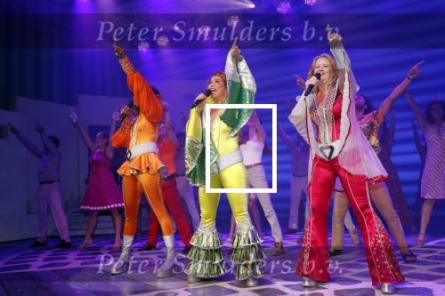Utrecht 23 september 2018
Premiere Mamma Mia in beatrixtheater. Hoofdrollen zijn er voor Antje Monteiro Jolijn Henneman Sophia Wezer Hilke Bierman Dieter Troubleyn Emiel de Jong en Soy Kroon.