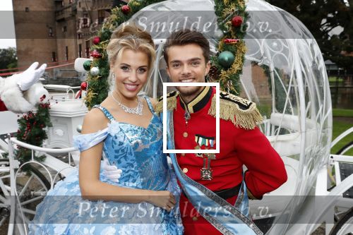 Haarzuilens 12 september 2018
Presentatie cast RTL Kerstshow op kasteel de haar. De cast bestaat uit Carlo Boszhard Buddy Vedder Esmee v Kampen Berget Lewis Pip Pellens Fred v Leer Ger Otte Celinde Schoenmaker en de kerstman.