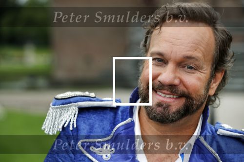 Haarzuilens 12 september 2018
Presentatie cast RTL Kerstshow op kasteel de haar. De cast bestaat uit Carlo Boszhard Buddy Vedder Esmee v Kampen Berget Lewis Pip Pellens Fred v Leer Ger Otte Celinde Schoenmaker en de kerstman.