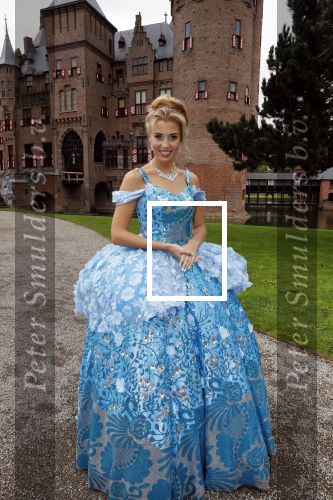 Haarzuilens 12 september 2018
Presentatie cast RTL Kerstshow op kasteel de haar. De cast bestaat uit Carlo Boszhard Buddy Vedder Esmee v Kampen Berget Lewis Pip Pellens Fred v Leer Ger Otte Celinde Schoenmaker en de kerstman.