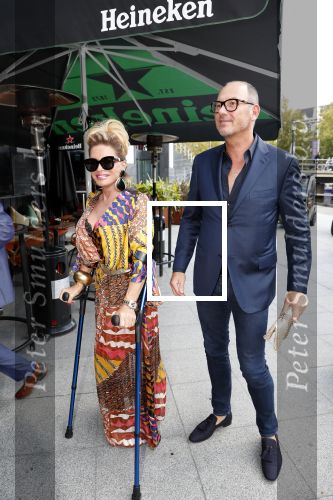 Amsterdam 25 september 2018
Presentatie Amsterdam XXXL bij sushisamba. Connie Witteman kwam met partner Eugene v Dun. Mark Teurlings geeft Amsterdam XXXL uit