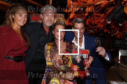 Amsterdam 25 september 2018
Presentatie Amsterdam XXXL bij sushisamba. Connie Witteman kwam met partner Eugene v Dun. Mark Teurlings geeft Amsterdam XXXL uit