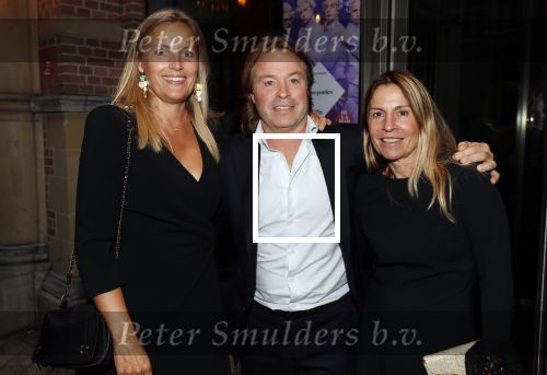 Amsterdam 10 september 2018
Feest Sjaak Swart in het nieuwe delamar theater. Danny Muller met zijn vrouw en â€¦.