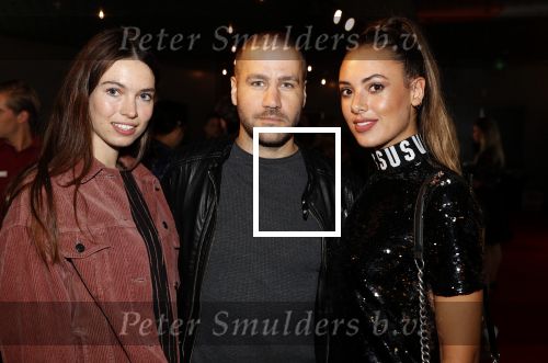 Amsterdam26 april 2018
Premiere a simple flavor in pathe arena.
Zoey Ivory Dave Mantel en zijn ex vriendin