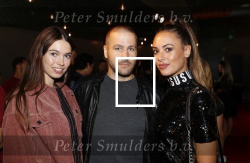 Amsterdam26 april 2018
Premiere a simple flavor in pathe arena.
Zoey Ivory Dave Mantel en zijn ex vriendin