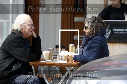 Amsterdam 15 september 2018
Eddy habbema met zijn vrouw op terras.