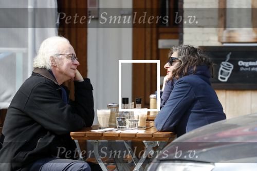 Amsterdam 15 september 2018
Eddy habbema met zijn vrouw op terras.