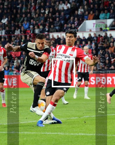 Eindhoven, 23 September 2018 PSV-AJAX Kompetitie, Seizoen 2018-2019 Eindstand 3-0
Eric Gutierrez en Tadic