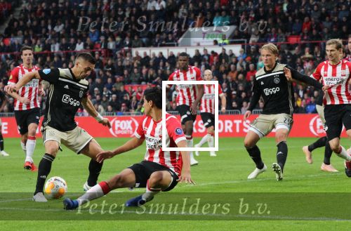 Eindhoven, 23 September 2018 PSV-AJAX Kompetitie, Seizoen 2018-2019 Eindstand 3-0
Eric Gutierrez en Tadic