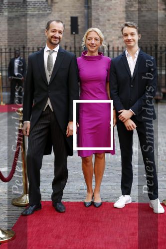 Den Haag 18 september 2018
Prinsjesdag 2018 op het binnenhof. Komning Willem Alexander Koningin Maxima Prins Constantijn en Prinses Laurentien zijn aanwezig. Eric Wiebes met vrouw en zoon