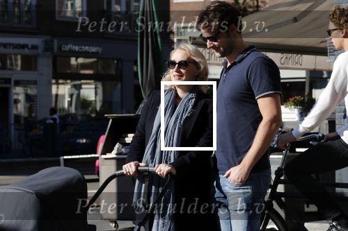Amsterdam 27 september 2018
Eva Jinek en haar vriend Dexter gaan voor het eerst wandelen met hun zoon Pax.