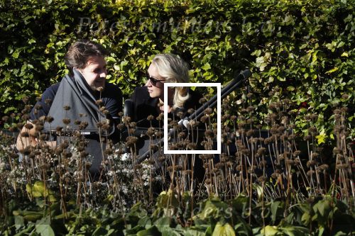 Amsterdam 27 september 2018
Eva Jinek en haar vriend Dexter gaan voor het eerst wandelen met hun zoon Pax.