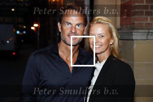 Amsterdam 10 september 2018
Feest Sjaak Swart in het nieuwe delamar theater. Frank de Boer kwam met zijn vrouw Ellen