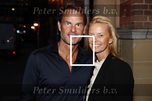 Amsterdam 10 september 2018
Feest Sjaak Swart in het nieuwe delamar theater. Frank de Boer kwam met zijn vrouw Ellen