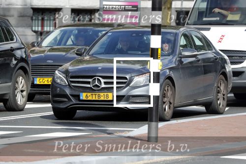Amsterdam 15 september 2018
Frank de Grave loopt van zijn huis naar zijn auto.