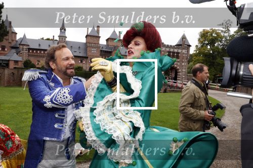 Haarzuilens 12 september 2018
Presentatie cast RTL Kerstshow op kasteel de haar. De cast bestaat uit Carlo Boszhard Buddy Vedder Esmee v Kampen Berget Lewis Pip Pellens Fred v Leer Ger Otte Celinde Schoenmaker en de kerstman.