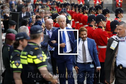 Den Haag 18 september 2018
Prinsjesdag 2018 op het binnenhof. Komning Willem Alexander Koningin Maxima Prins Constantijn en Prinses Laurentien zijn aanwezig. Geert Wilders met â€¦ en zijn beveiliging