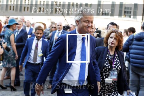 Den Haag 18 september 2018
Prinsjesdag 2018 op het binnenhof. Komning Willem Alexander Koningin Maxima Prins Constantijn en Prinses Laurentien zijn aanwezig. Geert Wilders met â€¦ en zijn beveiliging