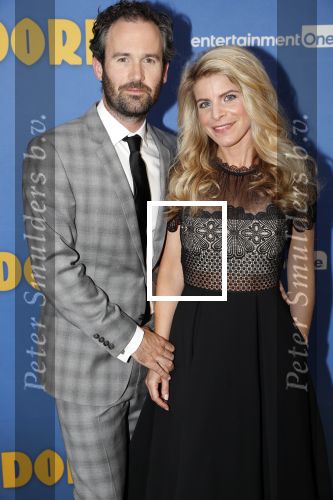Amsterdam 17 september 2018
Premiere Doris in Tuschinski. De cast bestaat uit oa Tjitske Reidinga Guy Clemens Bracha v Doesburgh Tanik Moree Peter Blok . Guy Clemens met partner Rosa Reuten