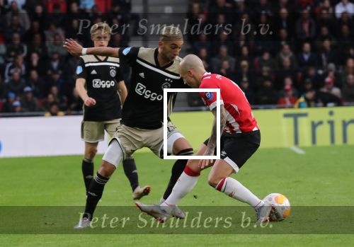 Eindhoven, 23 September 2018 PSV-AJAX Kompetitie, Seizoen 2018-2019 Eindstand 3-0
Hakam Ziyech en Angelino